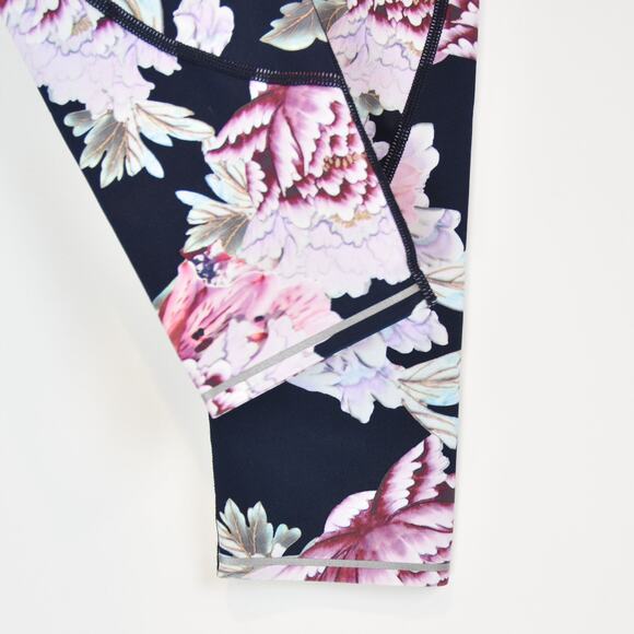 Athleta Run Free Garden Party 7/8 Leggings, size small - Picture 6 of 7